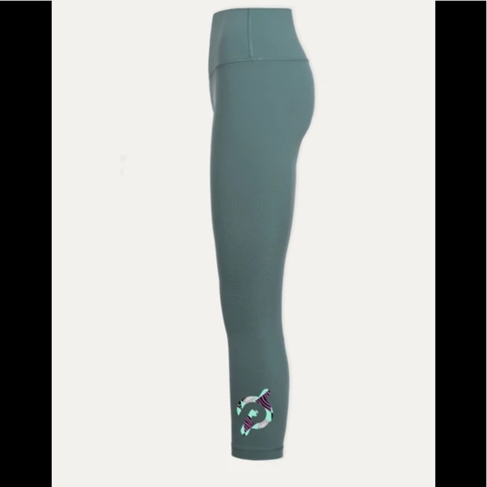 Peloton Lululemon jungle wunder under